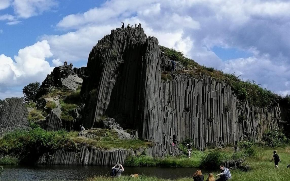 Waldesruh In Idyllischer Lage, Erholung Pur